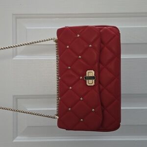 Badgley Mischka Diamond  Quilted Hand/ Shoulder/ Crossbody Bag
